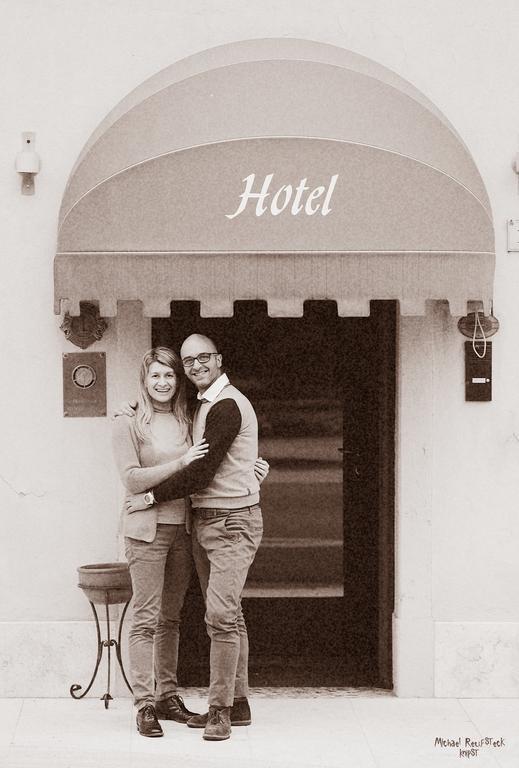 Hotel Calvi-Ristorante Mainor Vittorio Veneto Exteriör bild